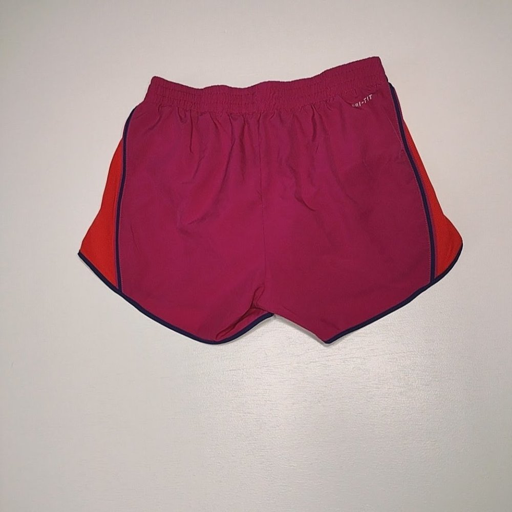 SHORT PINK NIKE SIZE ,,S DRI FIIT - Picture 3 of 4